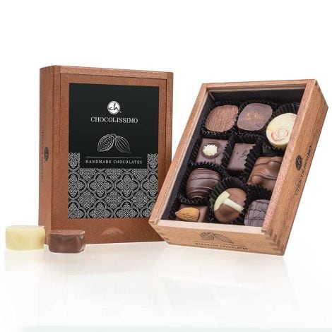 Raffinatezza – 10 praline al cioccolato esclusive senza alcool per dolci festività, regali e momenti speciali.