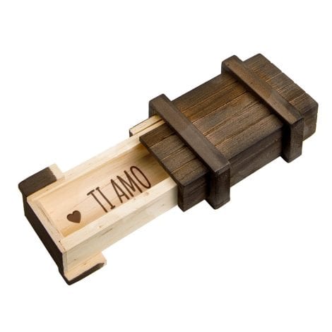 Scatola regalo magica in legno scuro, con trucchetto per aprirla, incisione Ti Amo, ideale per confezionare soldi o gioielli.