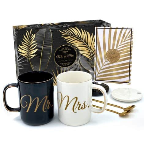 Set regalo coppia tazze da caffè Mr e Mrs con coperchi e cucchiaini per anniversario, fidanzamento, Natale.