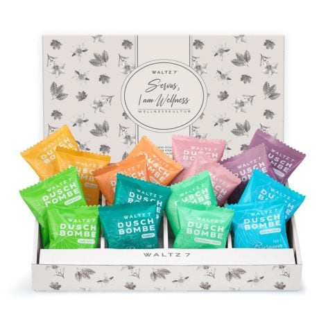 Set regalo WALTZ 7 per una doccia rigenerante con pastiglie profumate e oli essenziali naturali. Ideale per regali.