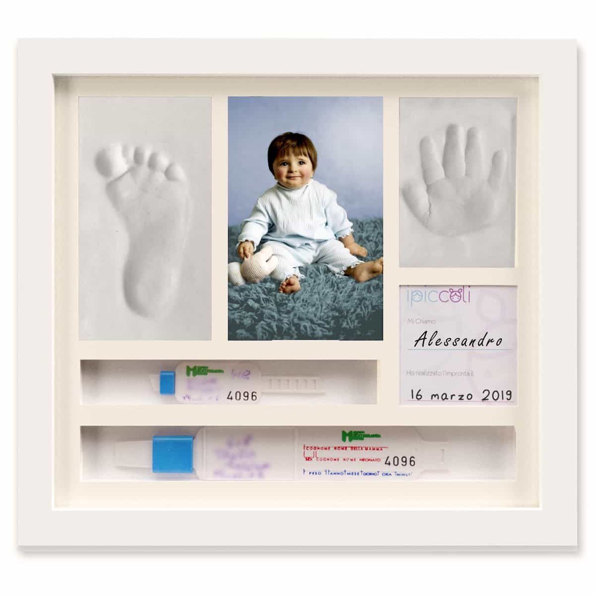 IPICCOLI Cornice Impronta Mani e Piedi Neonati con Nome e Porta Oggetti. Perfetto per Lista Nascita Bebè e Regalo Nascita. Include Kit Impronte Neonato con Calco Mani e Piedi Neonato