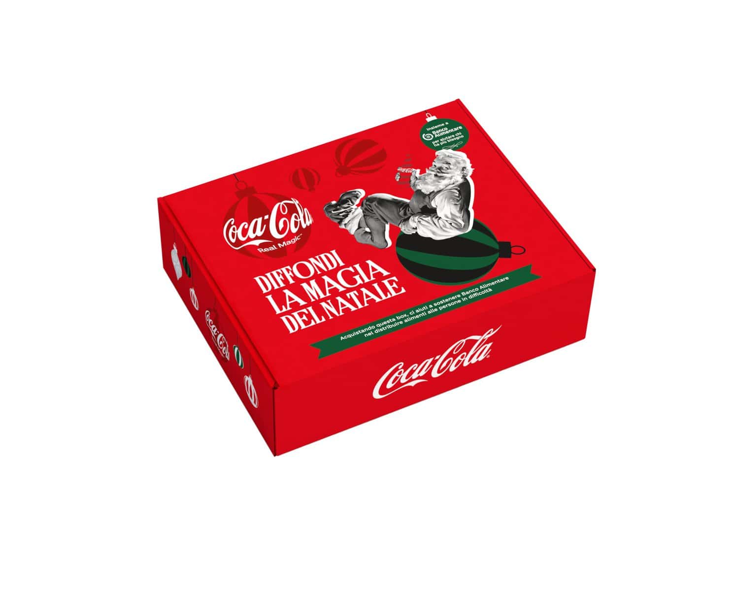 Coca-Cola Christmas Box – Box Limited Edition con 3 Bottiglie di Vetro da 330ml Coca-Cola Assortite, 1 Apribottiglie, 1 Vassoio e 4 Decorazioni Natalizie Trudi