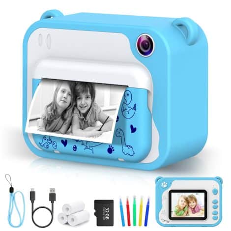 Macchina fotografica per bambini Ukuu, 1080P digitale con schermo da 2,4 pollici e scheda SD da 32GB. Incluso set di penne colorate. Regalo di compleanno per bambini dai 3 ai 12 anni. Colore: blu.