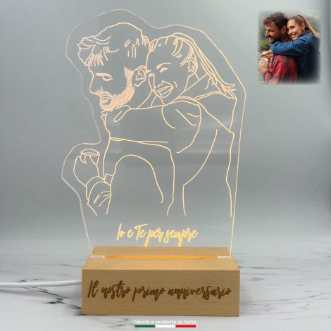 Lampada personalizzata Pixel con foto ritratto, regalo unico per occasioni speciali come il San Valentino.