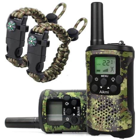 Walkie Talkie per bambini con torcia LCD, perfetti per avventure all’aperto e compleanni. Regali per ragazzi dai 4 ai 12 anni.