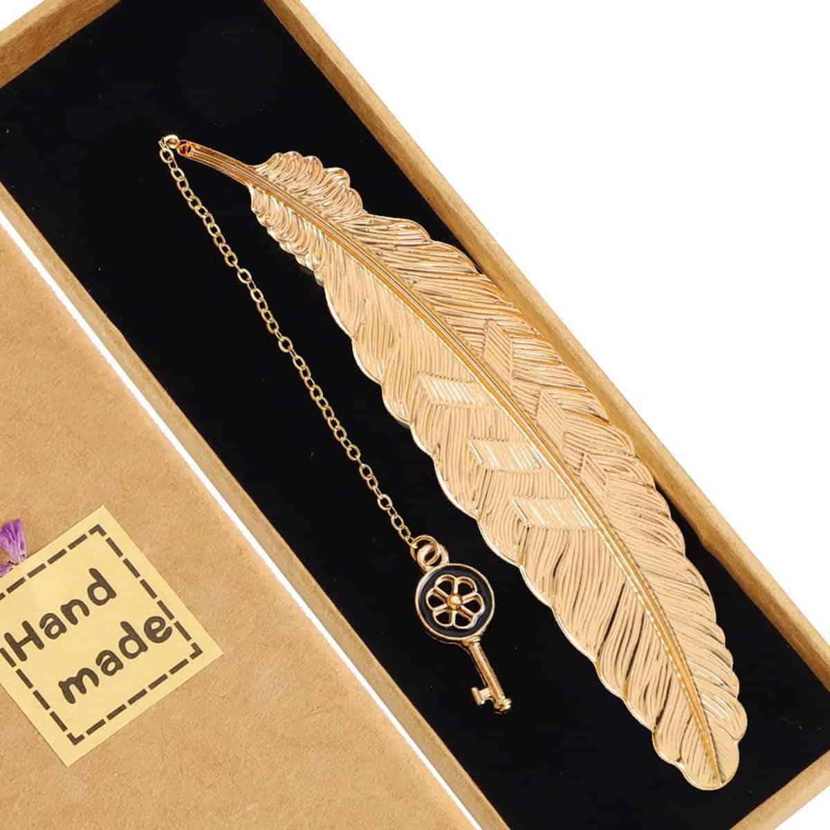 Segnalibro in Metallo, 11,4 x 2,3 cm Idee Regalo Donna Segnalibro Piuma con Ciondolo Chiave, Segnalibro Personalizzato per Regali Natale Regalo Laurea Donna Segnalibro Maestra Regalo