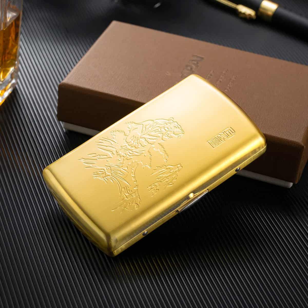 Portasigarette retrò oro metallo piccolo, scatola di sigarette per donna uomo donna vintage antico portasigarette oro per 12 sigarette normali con scatola regalo (SSH jin)