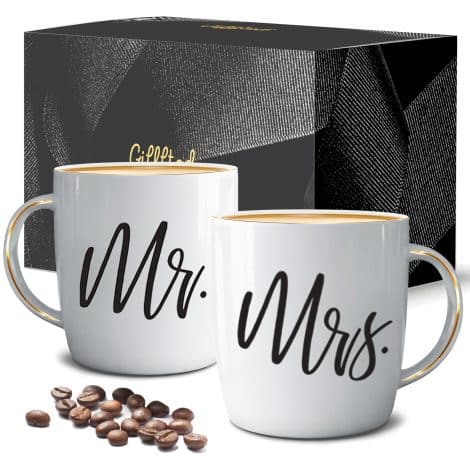 Set di tazze di ceramica Triple Gifffted “Mr and Mrs” da 380 ml per regali di matrimonio, anniversario, fidanzamento.