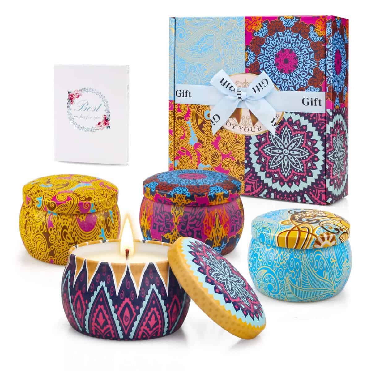 Candele Profumate Set Regalo, Candele Soia Per Aromaterapia con 4 Profumi, per Donna Alleviare Lo Stress, Adatto per Anniversario di Compleanno della Festa della Mamma Natale