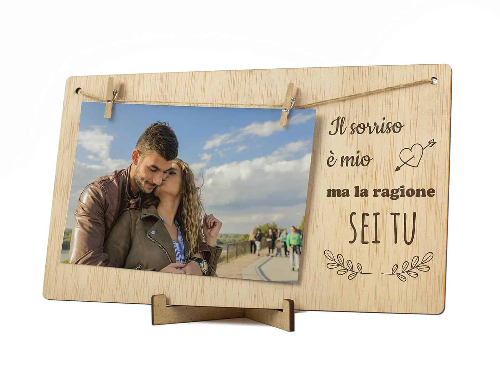 CONTRAXT Portafoto clip San Valentino. Regalo romantico dettaglio sorpresa Cornice Portafoto buon San Valentino legno Quadri porta foto clip polaroid uomo donna fidanzata (Coppia IT)