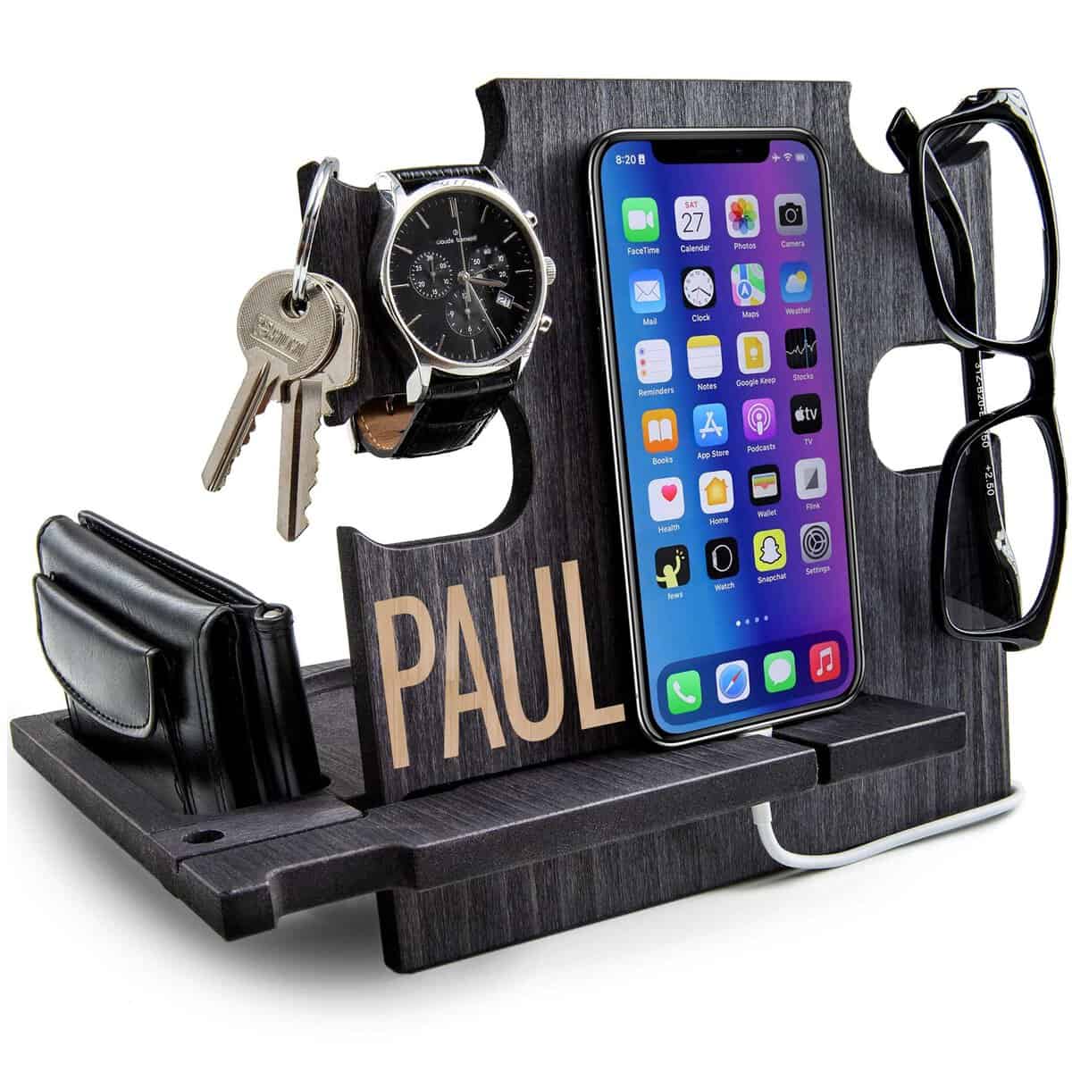 GRETAOTO Docking Station in Legno Organizzatore da Scrivania per Lui Supporto Smartphone Idea Regalo per Uomo Personalizzato Svuotatasche da Ingresso San Valentino Regali Natale per Uomini