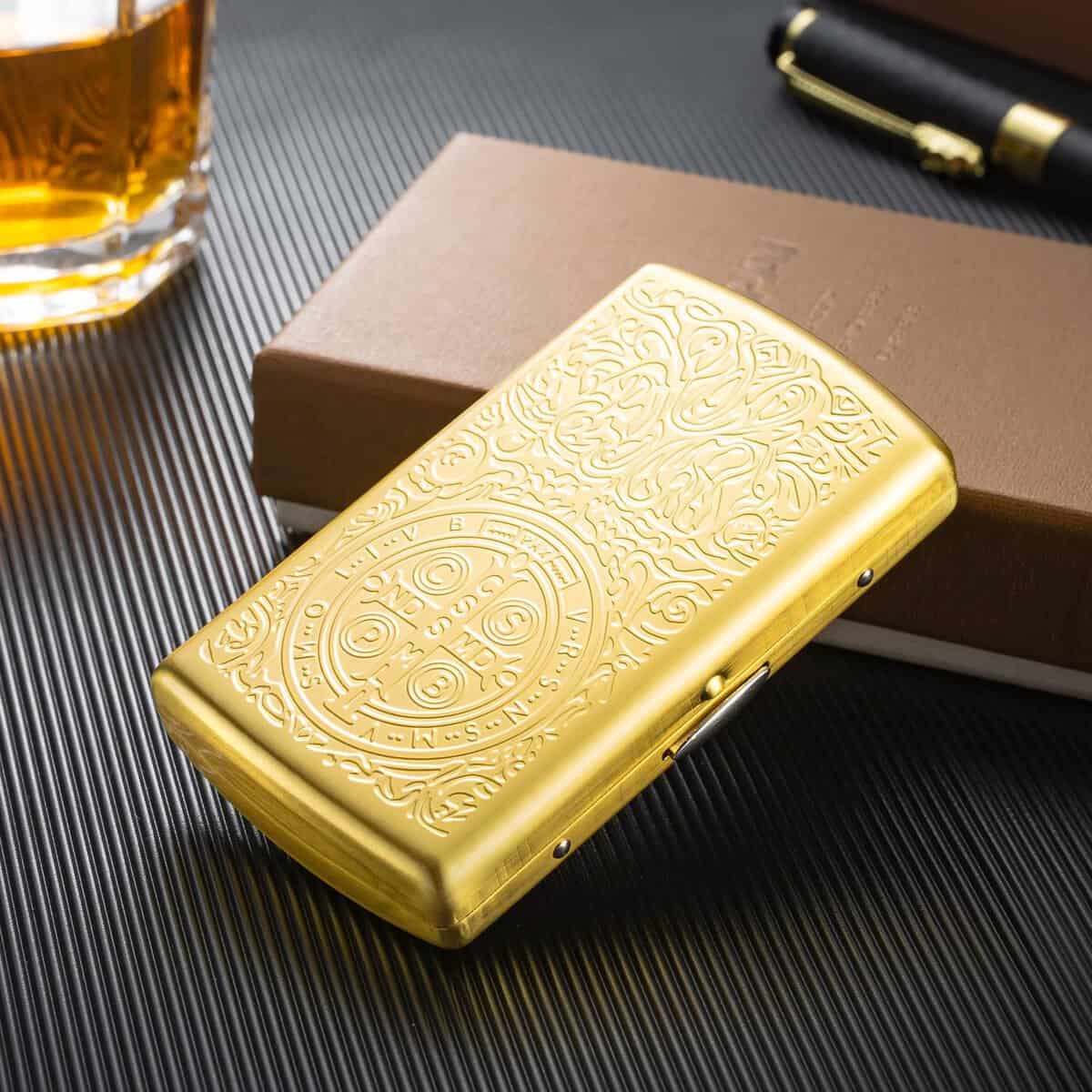 Portasigarette in stile retrò, oro, in metallo, piccolo, per donna, uomo, donna, donna, vintage, anticato, per sigarette dorate, per 12 sigarette normali, con scatola regalo (KSTD)