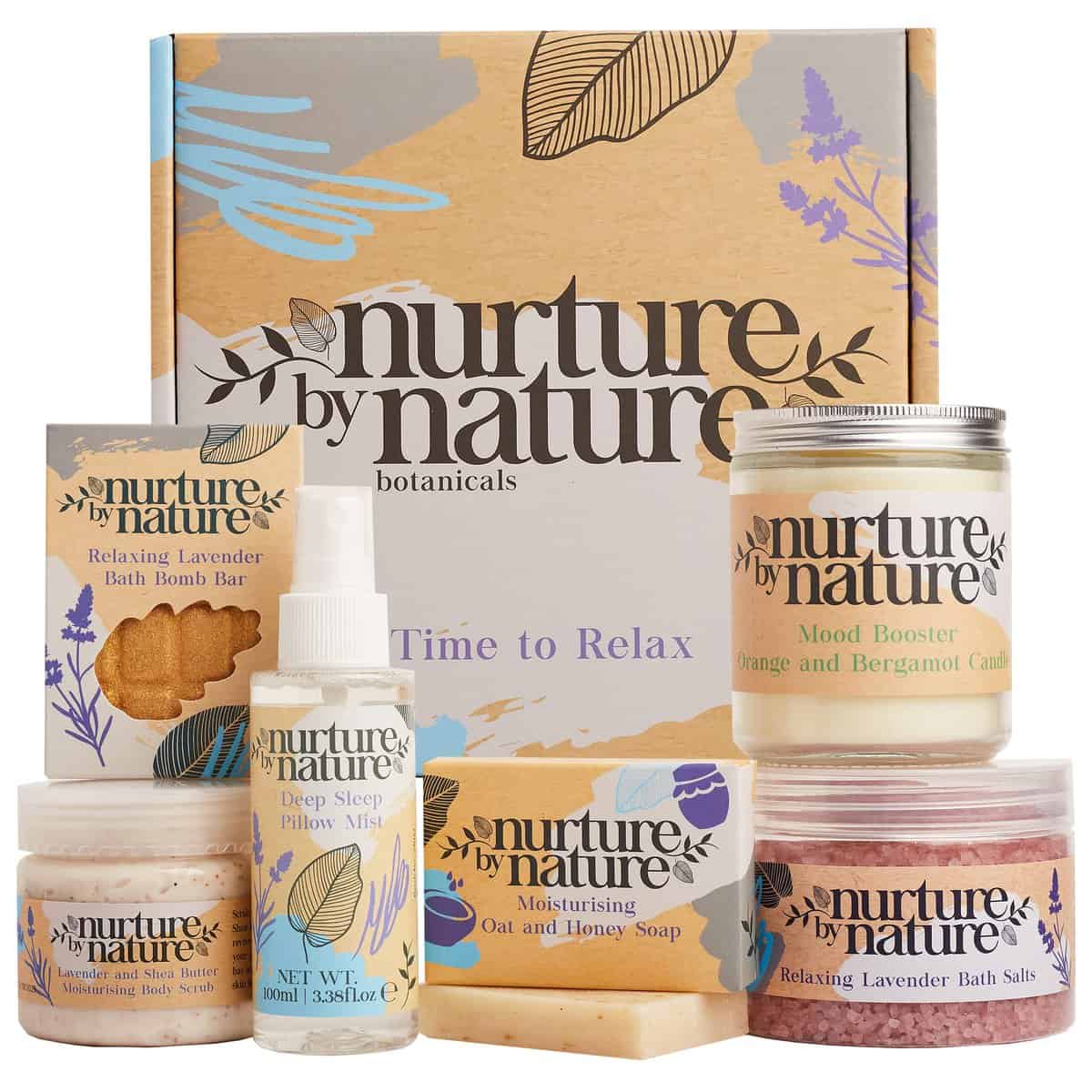 RELAX E CALMA | Set regalo viziare donna di Nurture By Nature | Relax naturale, Oli essenziali, Lavanda, Sali bagno, Aromaterapia, Sapone, Bath bombs, Candele | Regalo di compleanno per lei