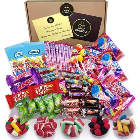Regalo Dolci Gourmet con Mix assortito di Caramelle, Gummies senza glutine, biglietto personalizzato, Kit Kat, Mars, Huesitos.