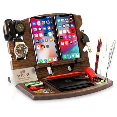 Stazione di Ricarica in Legno di Teslyar con Porta Orologio e Scomparto per Oggetti, Ideale per Regalo di Natale.