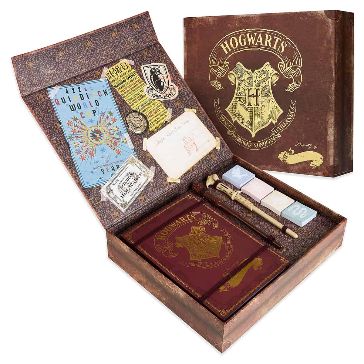HARRY POTTER Cartoleria, Scatola di carta da lettera, taccuino, penna baguette, adesivi, buste, idea regalo per ragazza e ragazzo, con scatola ricordo